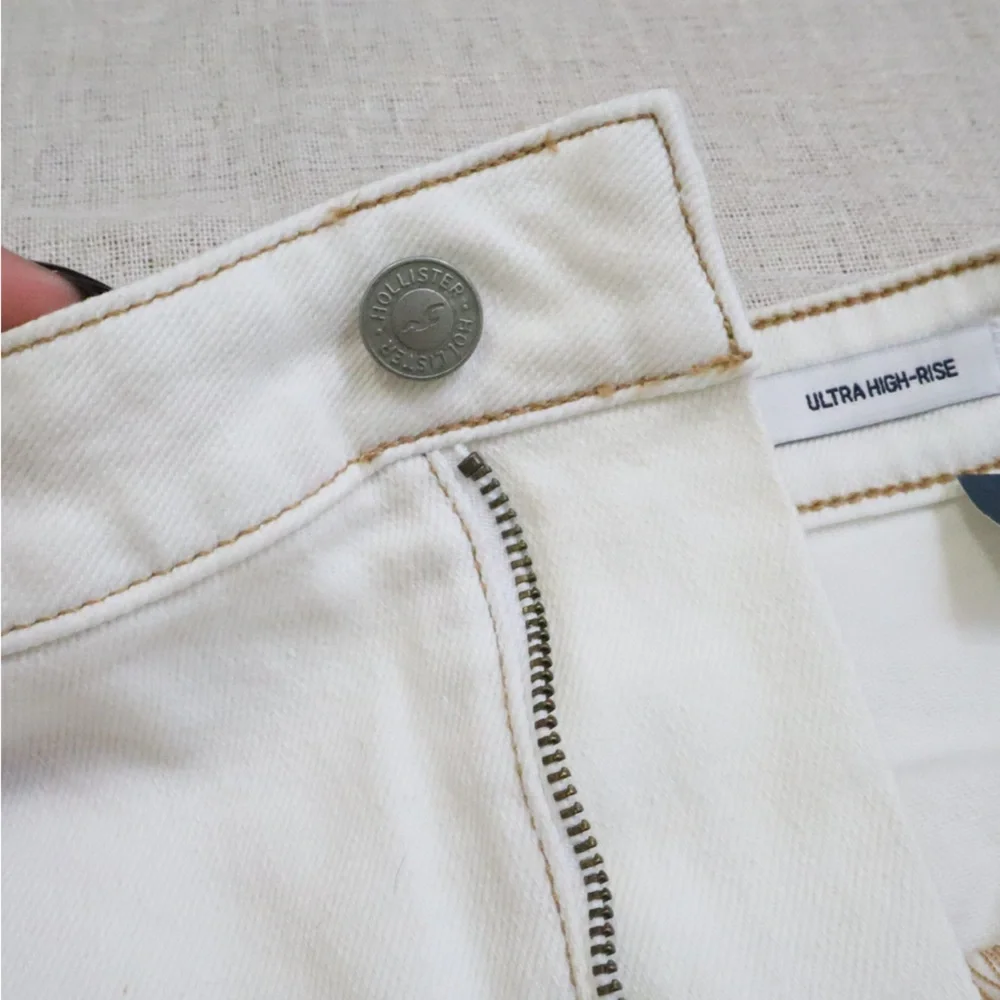 Hollister Ultra High Rise Contrast Stitch Denim Skirt NWT - Picture 6 of 10